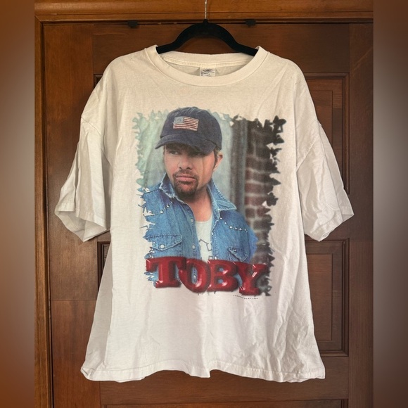 Vintage 2004 Toby Keith Big Throwdown Tour Tshirt